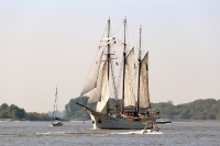 Barkassenfahrt von Hamburg nach Buxtehude