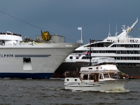 Hase und Igel mit Cruisy beim 825. Hafengeburtstag Hamburg 2014_3